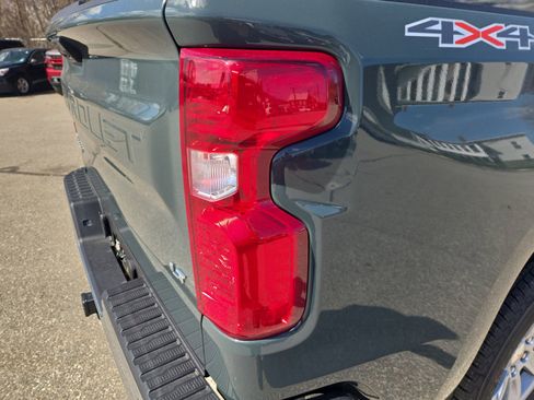 New 2026 Chevrolet Silverado 1500 LT w/ Convenience Package II image 16