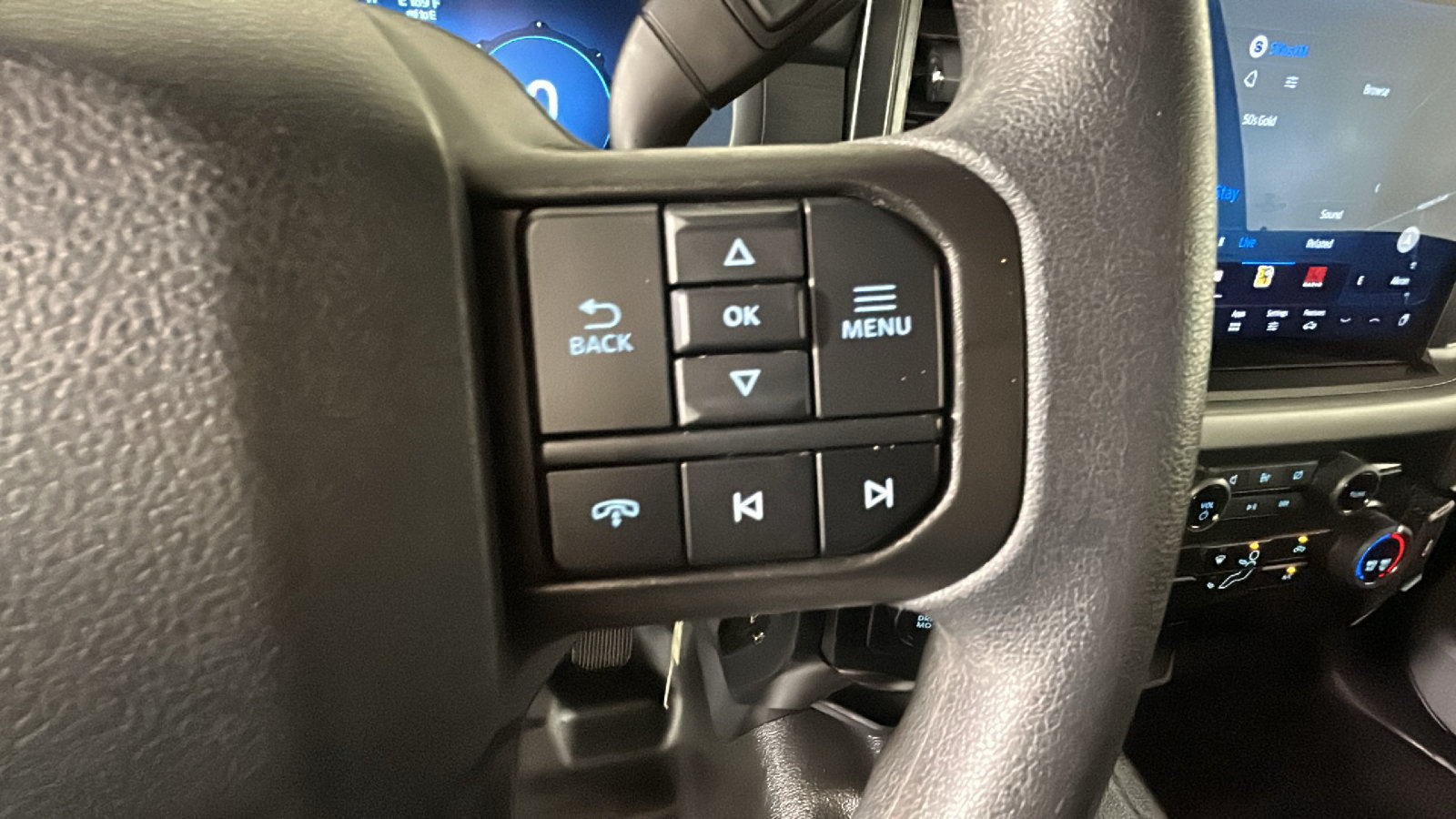Used 2024 Ford F150 XL w/ Equipment Group 103A High AWD/4WD image 20