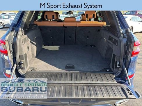 Used 2019 BMW X5 xDrive50i w/ M Sport Package image 26