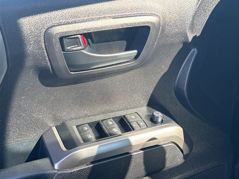 Used 2023 Toyota Tacoma SR5 image 32