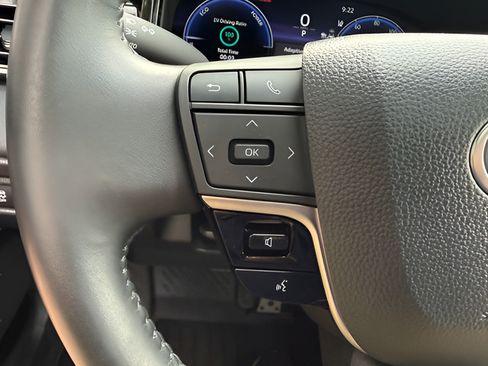Used 2025 Toyota Camry XSE AWD/4WD image 19