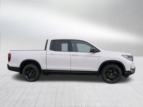 New 2026 Honda Ridgeline Black Edition image 2