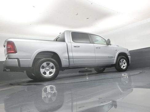 New 2026 RAM 1500 4x4 Crew Cab image 38