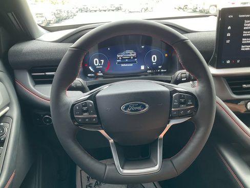 Certified 2026 Ford Explorer ST-Line RWD image 23