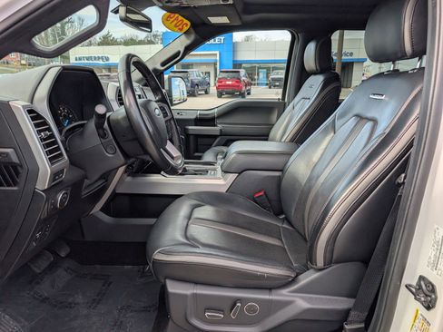 Used 2019 Ford F150 Platinum w/ Equipment Group 701A Luxury image 18