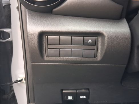 Used 2023 Nissan Kicks SR w/ SR Premium Package FWD image 14