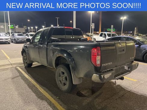 Used 2007 Nissan Frontier SE w/ SE Value Truck Pkg image 5