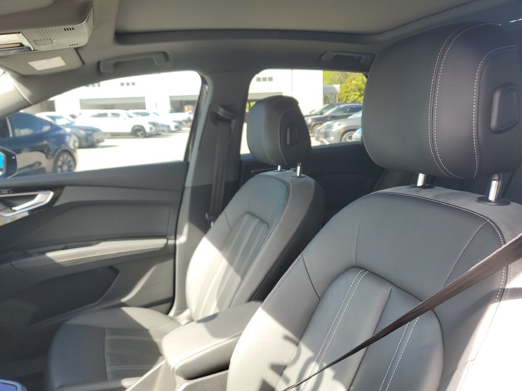 Certified 2023 Audi Q4 e-tron Prestige AWD/4WD image 23