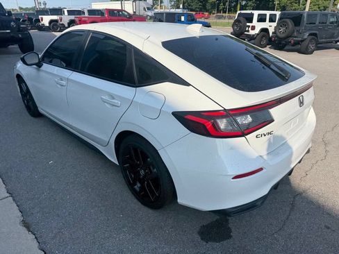 Used 2024 Honda Civic Sport image 6