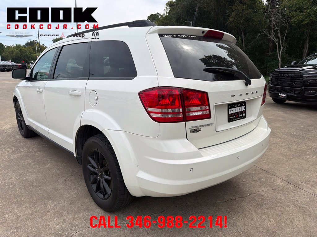 Used 2020 Dodge Journey SE w/ Blacktop Package FWD image 3