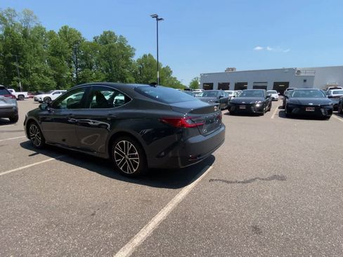 Used 2026 Toyota Camry XLE w/ Premium Package AWD/4WD image 9