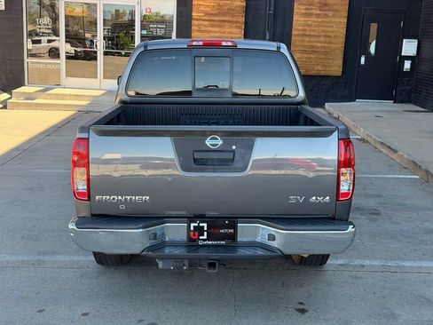 Used 2019 Nissan Frontier SV AWD/4WD image 14