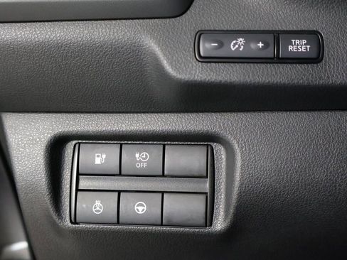 Used 2021 Nissan Leaf SV w/ SV Technology Package image 24