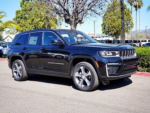 New 2026 Jeep Grand Cherokee Limited w/ Luxury Tech Group II image 6