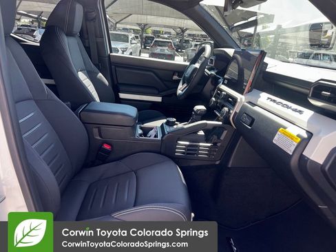 New 2024 Toyota Tacoma TRD Off-Road image 24