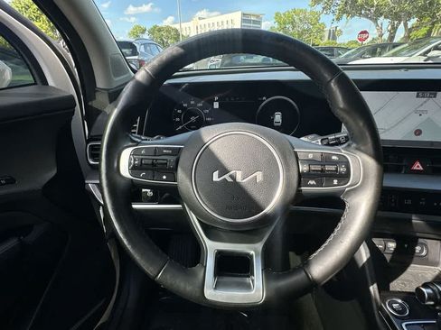 Certified 2023 Kia Sportage SX FWD image 22