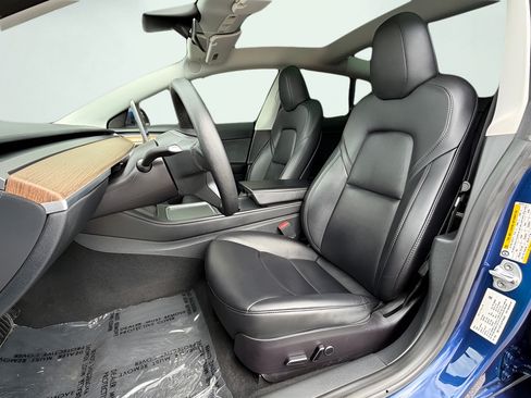 Used 2023 Tesla Model 3 Standard Range RWD image 29