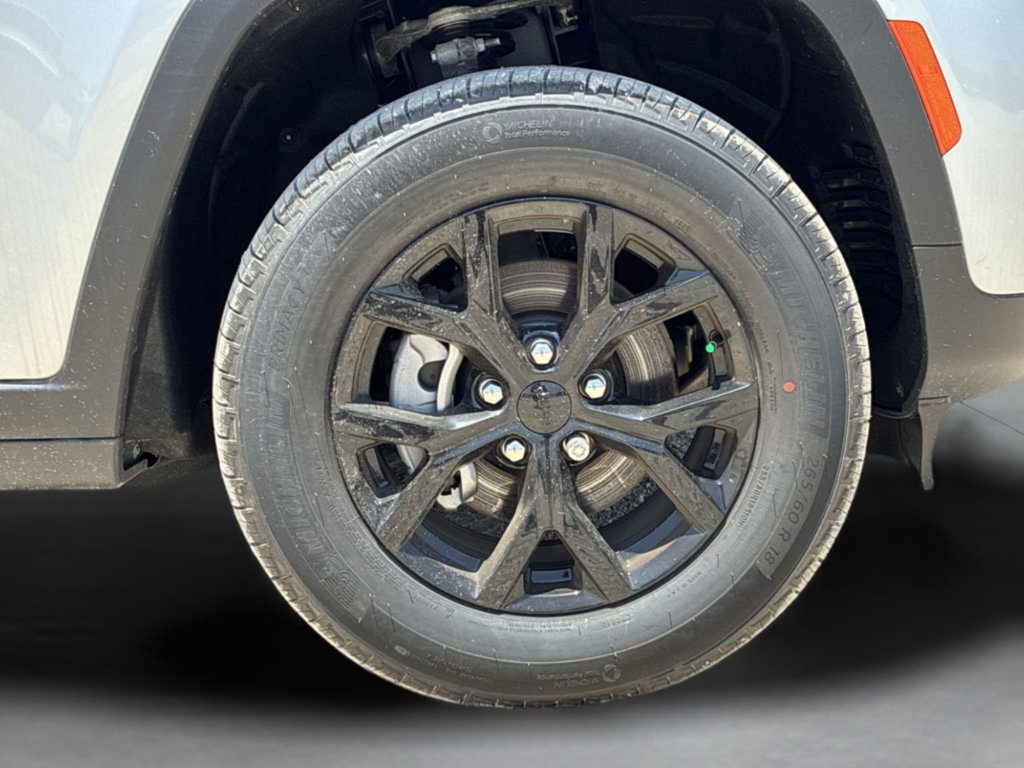 New 2025 Jeep Grand Cherokee Altitude RWD image 46