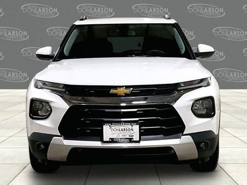 Used 2023 Chevrolet TrailBlazer LT w/ Convenience Package image 2