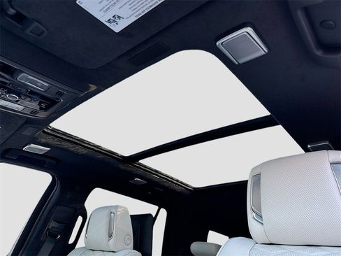 New 2026 Cadillac Escalade Platinum Sport w/ LPO, ONYX Package image 24