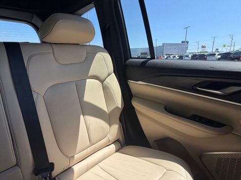 Certified 2023 Jeep Grand Cherokee 4WD 4xe image 15