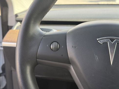 Used 2020 Tesla Model 3 Long Range image 14