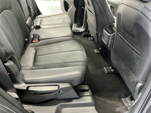 Used 2025 INFINITI QX60 Pure image 23