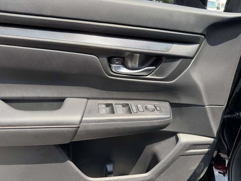 Used 2025 Honda CR-V Sport image 28