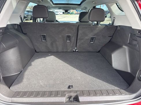 Certified 2022 GMC Terrain SLE w/ Driver Convenience Package image 39