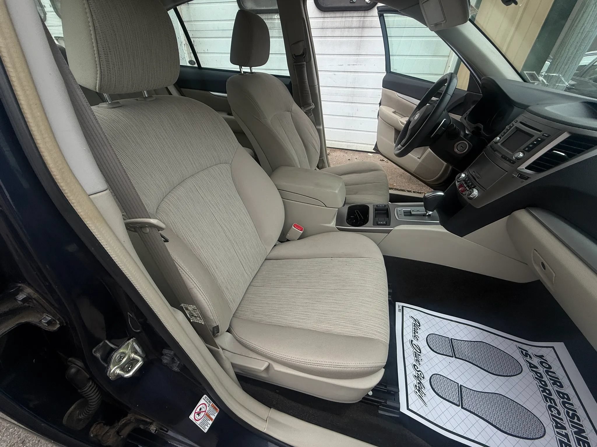 Used 2014 Subaru Legacy 2.5i Premium AWD/4WD image 16