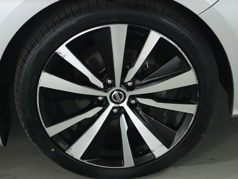 Used 2020 Nissan Altima 2.5 SR image 10