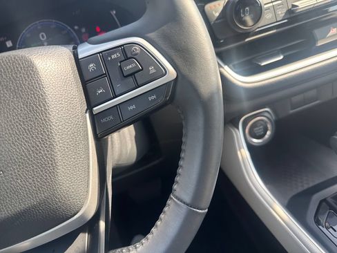 Used 2024 Toyota Grand Highlander FWD image 19