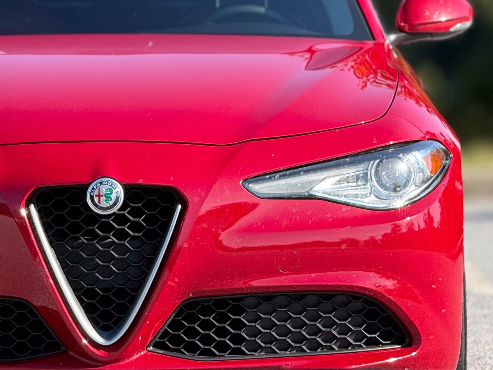 Used 2017 Alfa Romeo Giulia AWD image 15