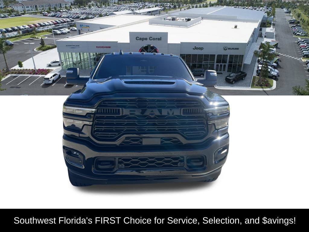 Used 2025 RAM 2500 Laramie AWD/4WD image 2