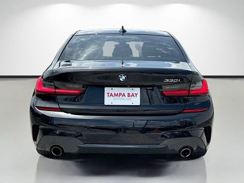 Used 2021 BMW 330i Sedan w/ M Sport Package RWD image 4