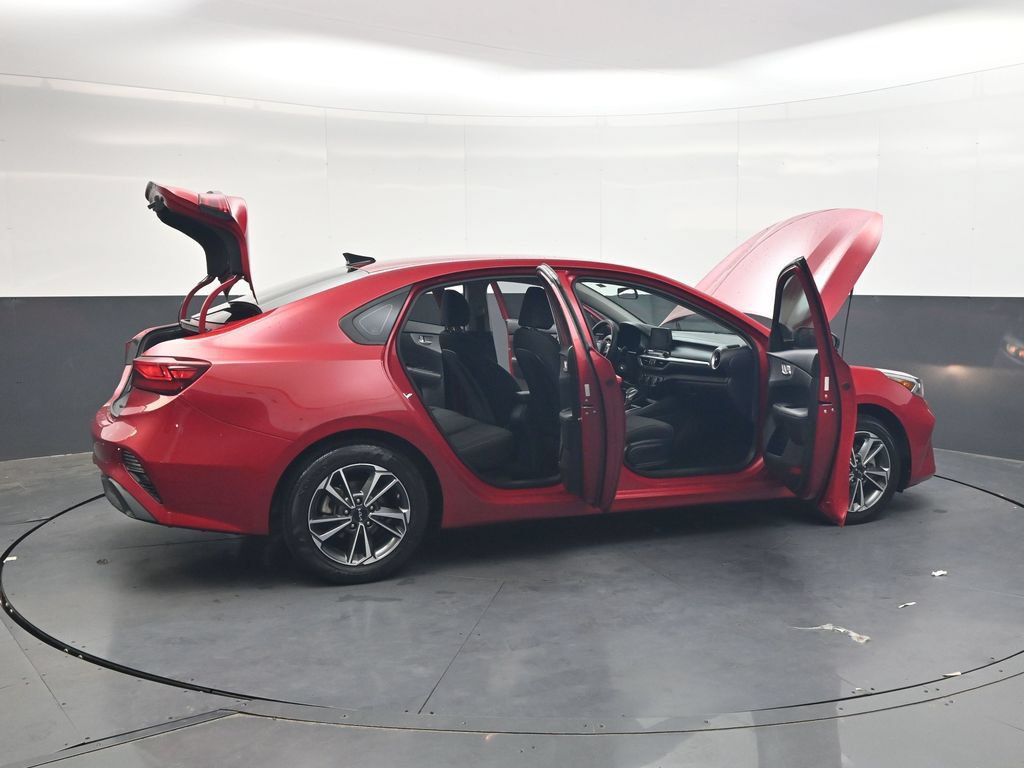 Used 2023 Kia Forte LXS FWD image 34