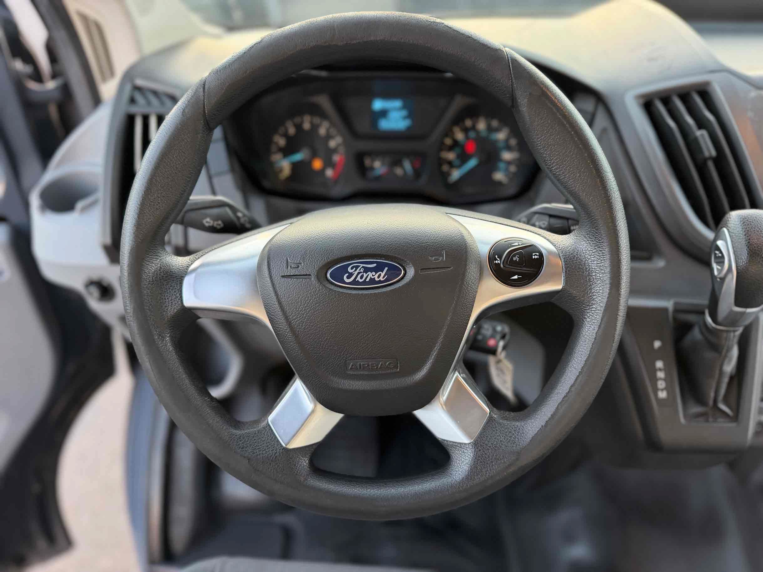 Used 2019 Ford Transit 250 148 High Roof Extended RWD image 18