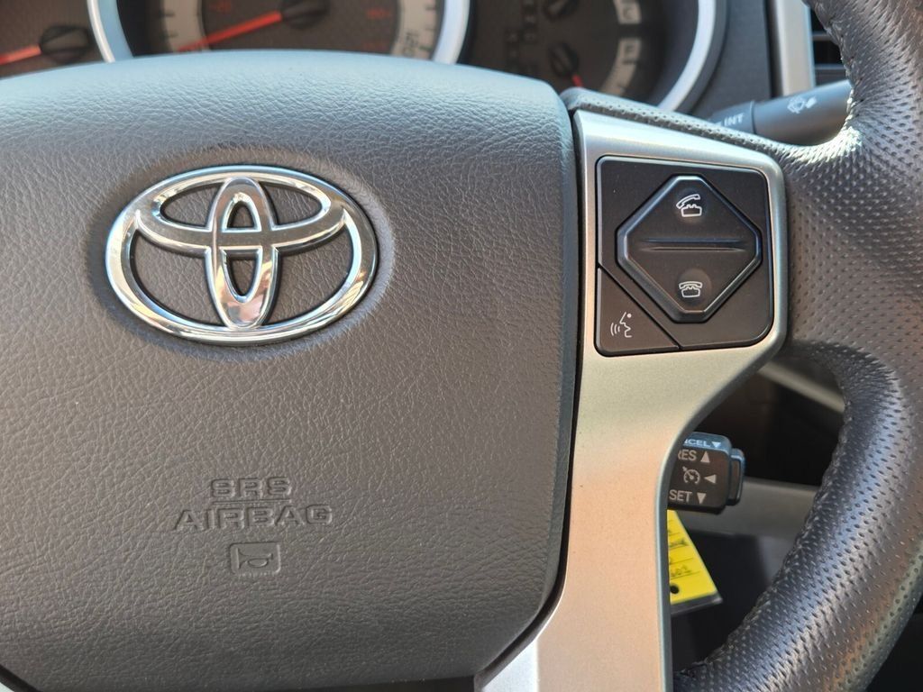 Used 2015 Toyota Tacoma PreRunner w/ TRD Off-Road Package RWD image 25