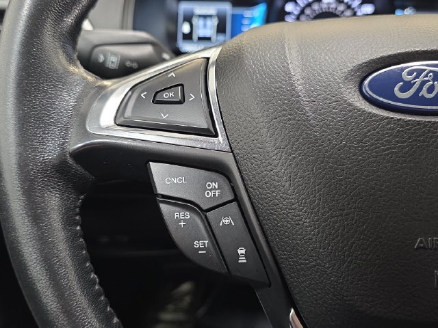 Used 2022 Ford Edge SEL AWD/4WD image 16