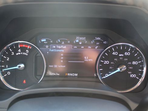 Used 2022 Ford F350 Lariat w/ Camper Package image 21