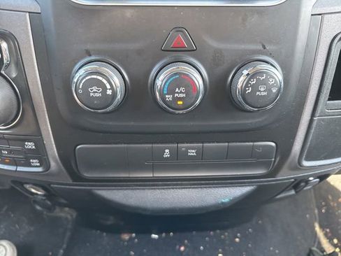 Used 2014 RAM 1500 Express w/ Black Ram 1500 Express Group AWD/4WD image 17