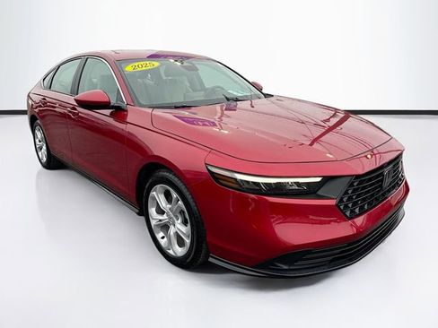 Certified 2025 Honda Accord LX image 1