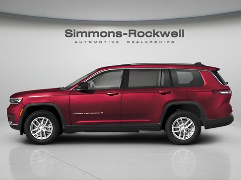 Used 2024 Jeep Grand Cherokee L Laredo w/ Luxury Tech Group I AWD/4WD image 4