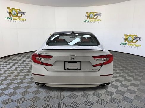 Used 2020 Honda Accord Sport image 9