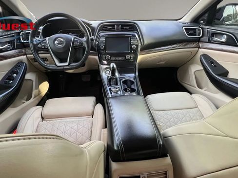 Used 2017 Nissan Maxima Platinum FWD image 21