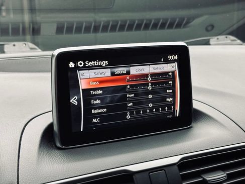Used 2015 MAZDA MAZDA3 i Touring FWD image 35