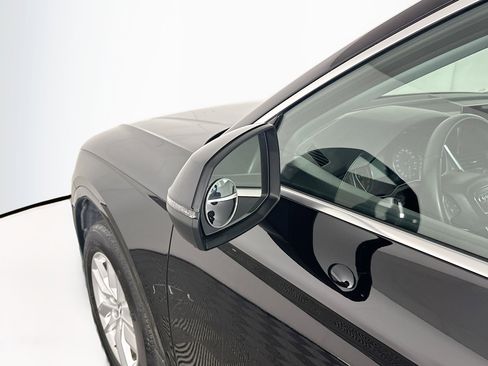 Used 2020 Audi Q5 2.0T Premium image 16