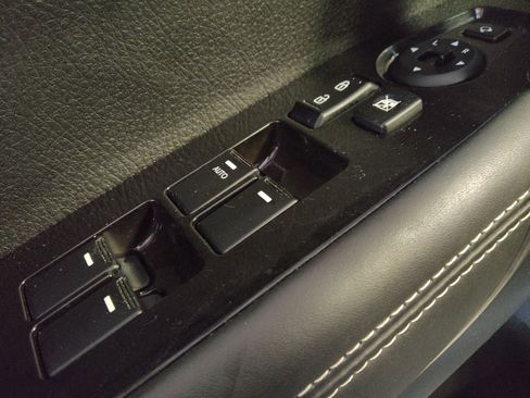 Used 2014 Kia Sorento SX image 27