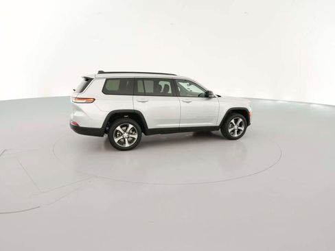New 2025 Jeep Grand Cherokee L Limited image 13