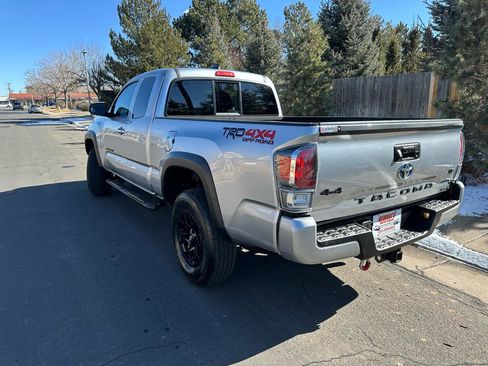 Used 2022 Toyota Tacoma SR w/ SX Package AWD/4WD image 3